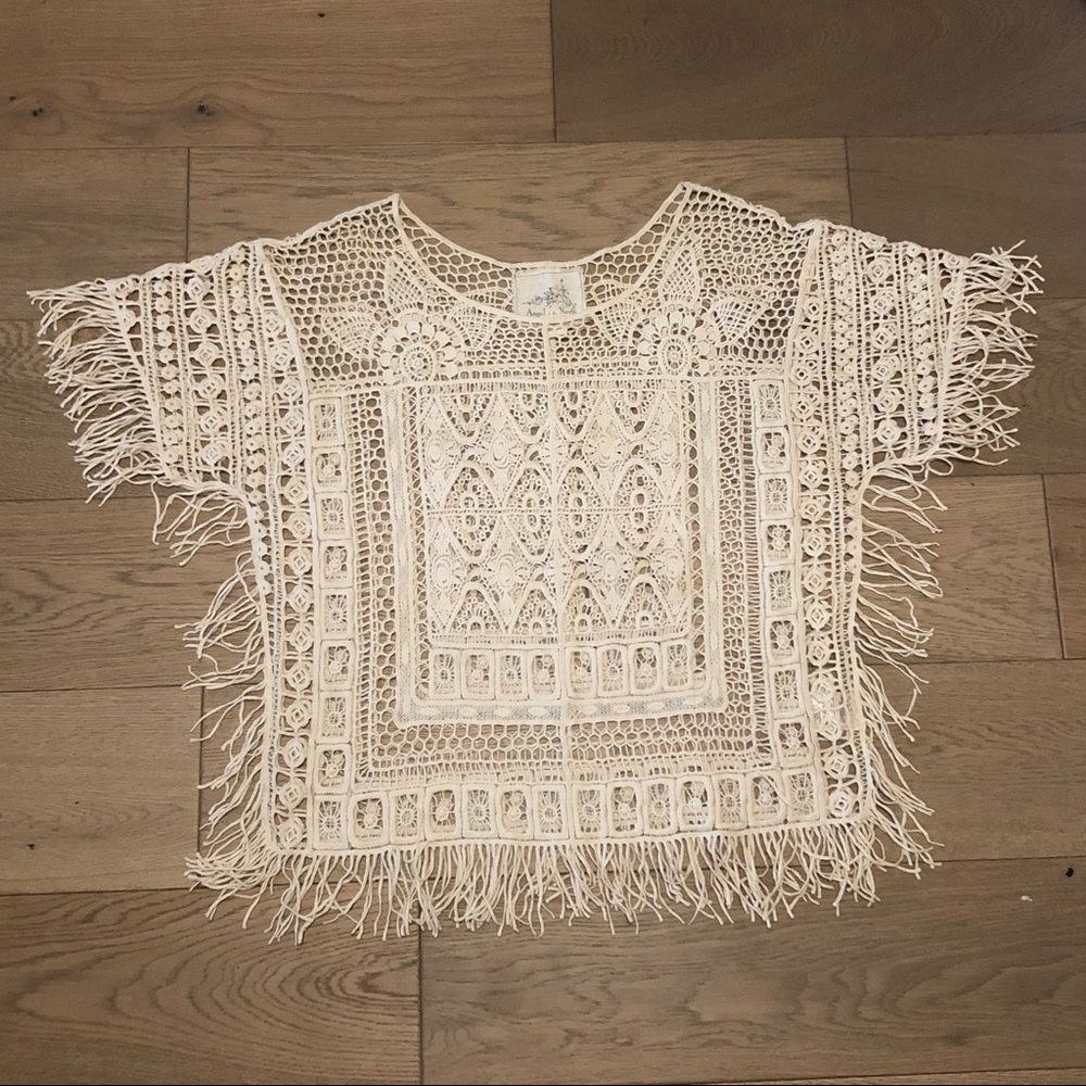 Anthropologie Angle of the North Crochet Top Sz XS Cream Fringe Floral Coverup